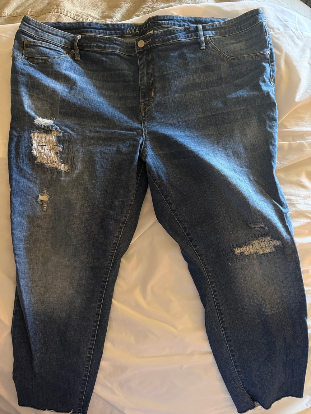 Ava & Viv Distressed, Frayed Hem, Boyfriend Jeans. Size 26W